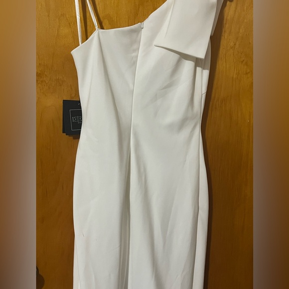 Ieena for Mac Duggal One Shoulder Bow Gown - Picture 8 of 9